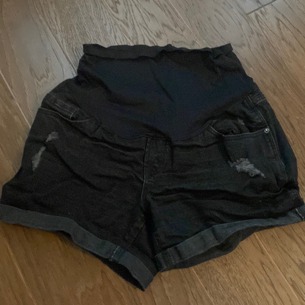 Old Navy Maternity Shorts